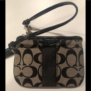 EUC Coach wristlet